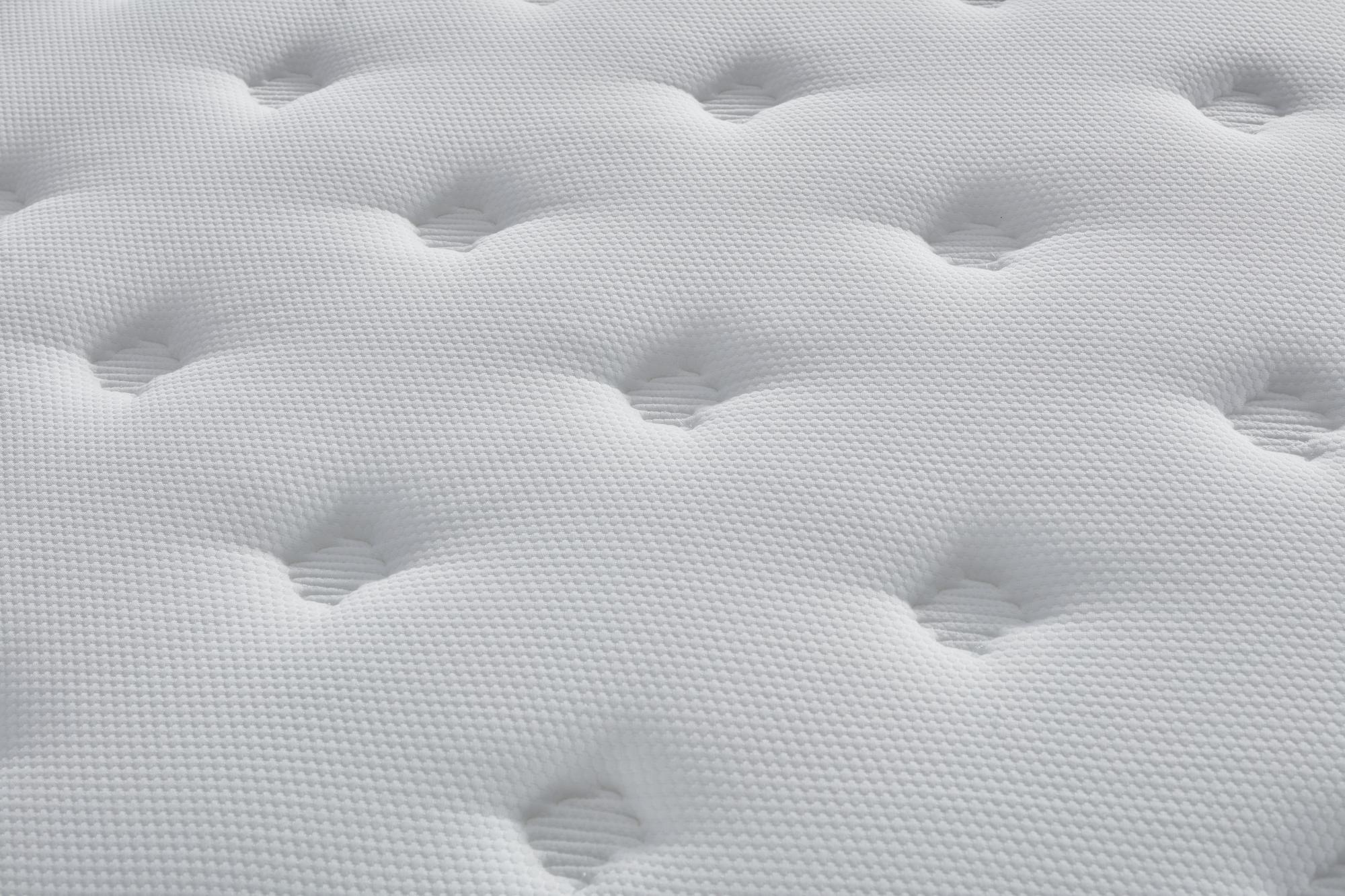 NoemiBedd Matratze aus der SkyBedd-Kollektion, detailreich und modern, ideal für Boxspringbetten bei SkyHome24.de, bekannt für günstige OEKO-TEX Matratzen.