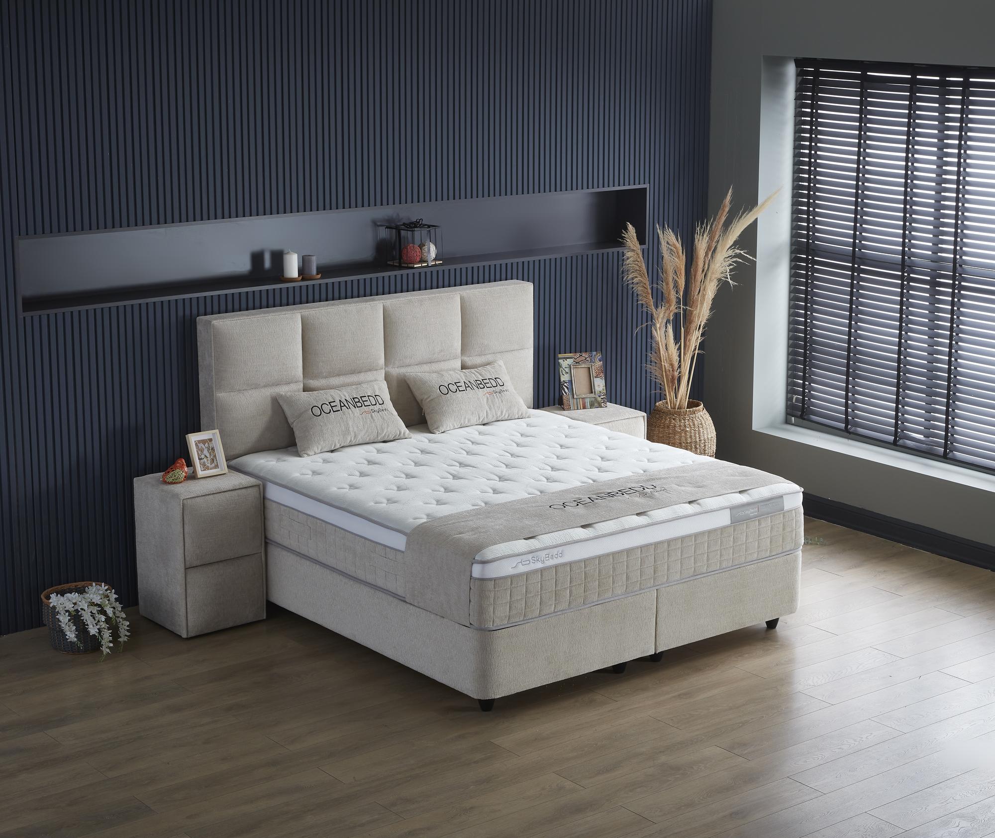 Boxspringbett 'OceanBedd' SkyBedd in Beige mit integrierter Matratze und Stauraum, ideal für ein günstiges, komfortables Schlafumfeld. Erhältlich bei SkyHome24.de.