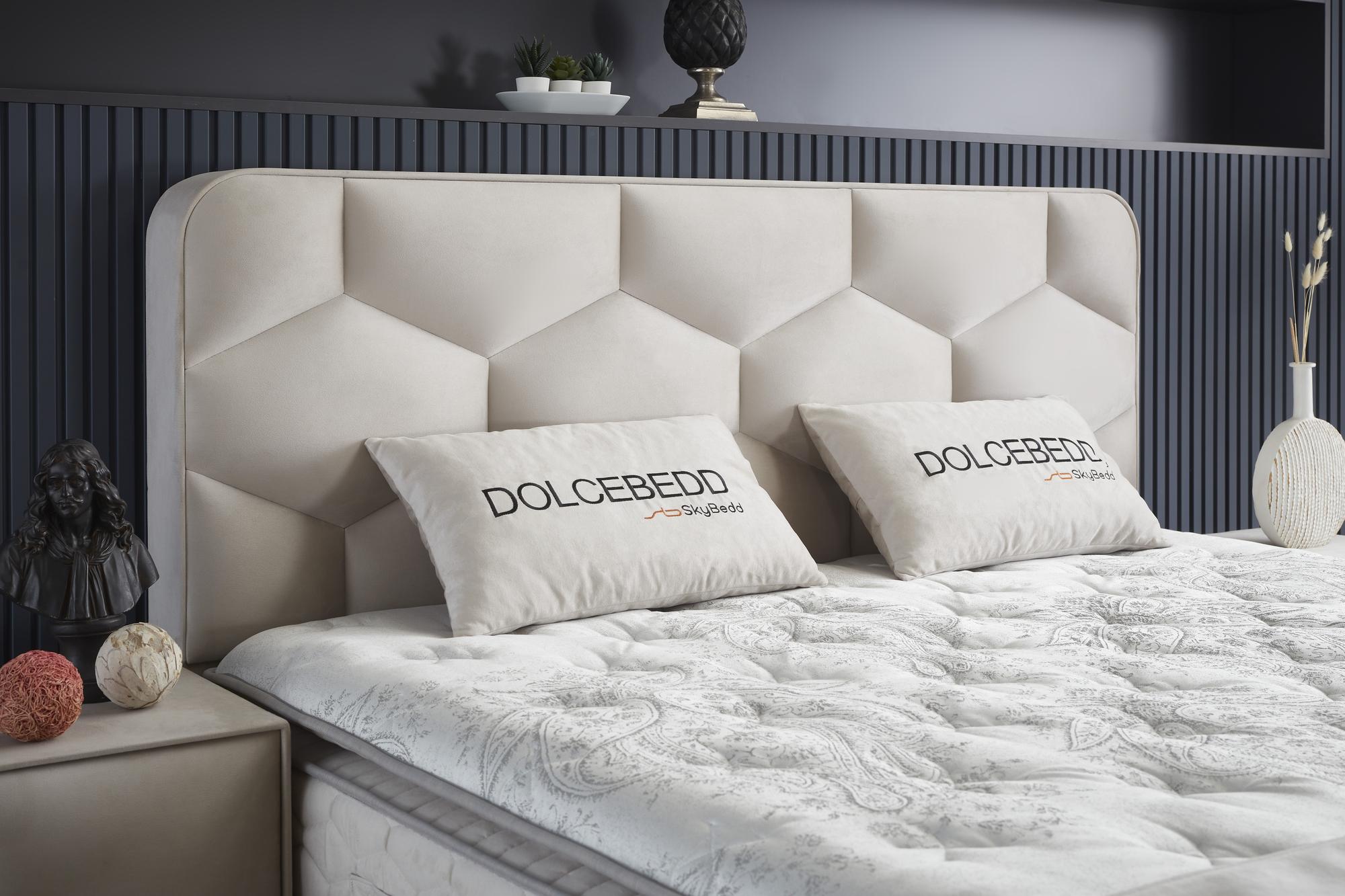 Boxspringbett 'DolceBedd' mit ergonomischer Matratze und integriertem Stauraum, ideal für erholsamen Schlaf, erhältlich bei SkyHome24.de zu günstigen Preisen.