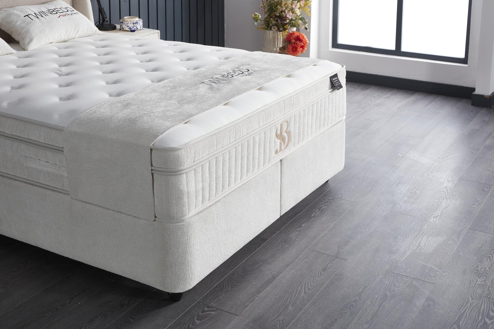 Boxspringbett 'TwinBedd' SkyBedd in Beige mit integriertem Stauraum und Matratze, ideal für günstigen, modernen Komfort von SkyHome24.de.